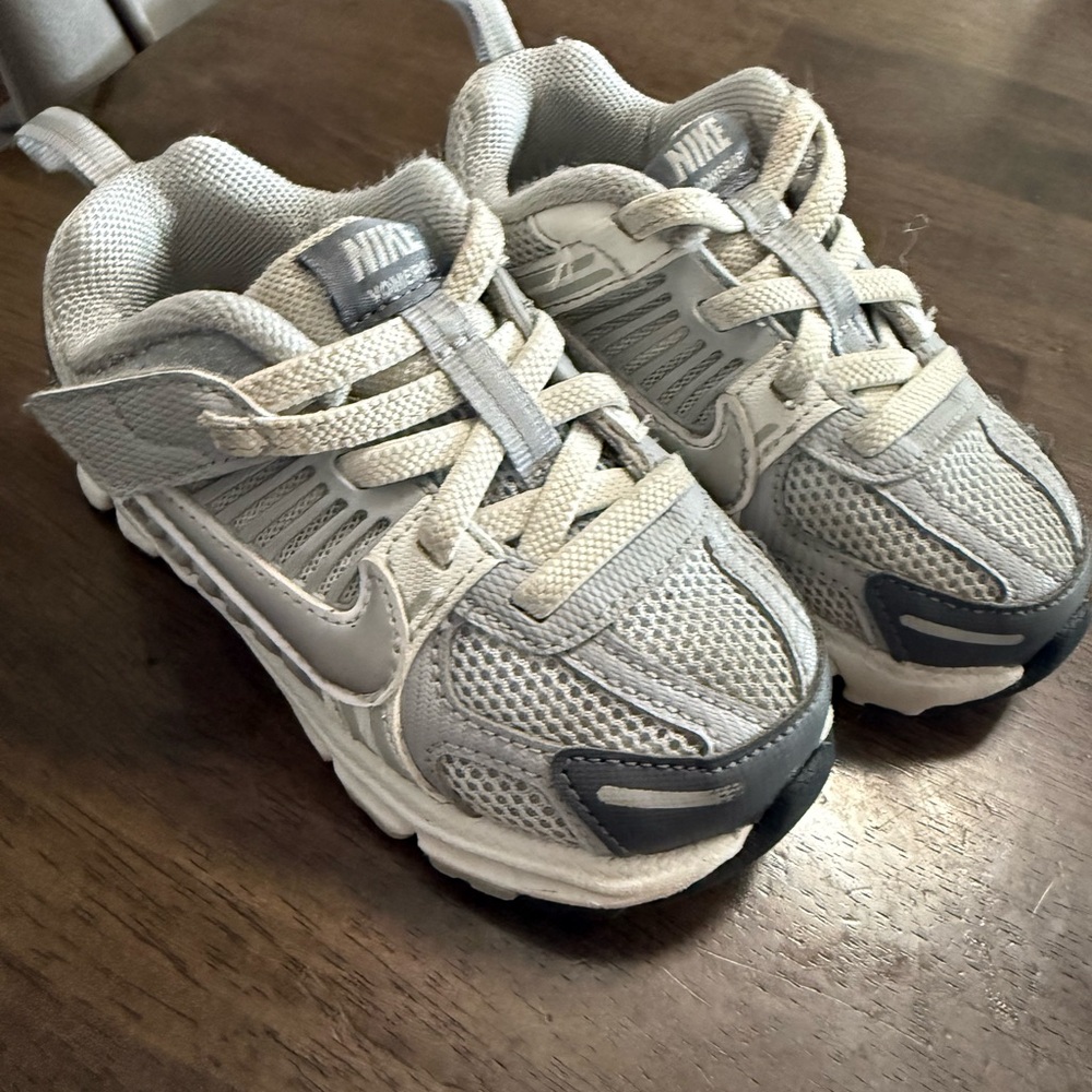 Nike Vomero toddler